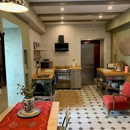 Valencia 2 Bed Luxury Holiday home Godella